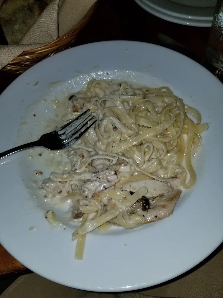 Chicken Alfredo w Mushrooms